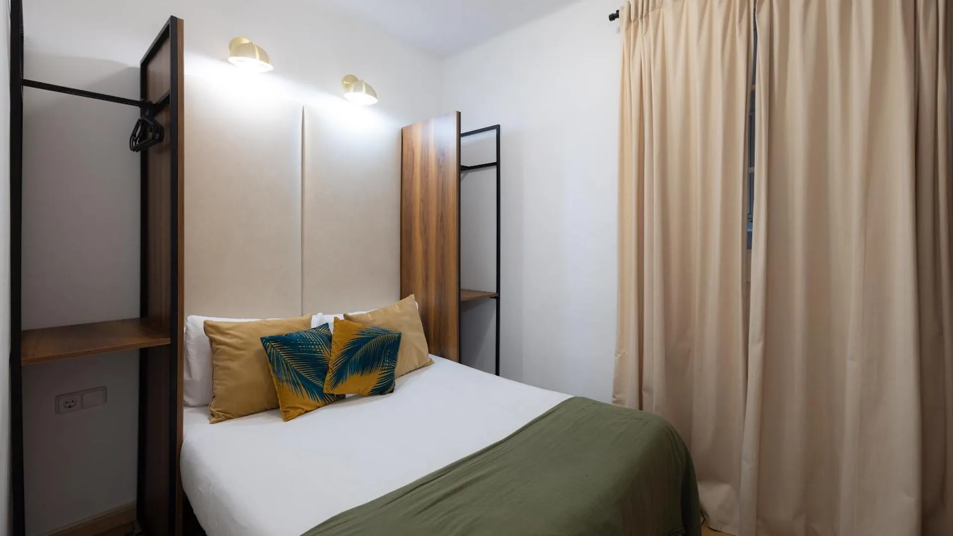 Stay U-Nique Apartments Floridablanca Βαρκελώνη 0*,  Ισπανία